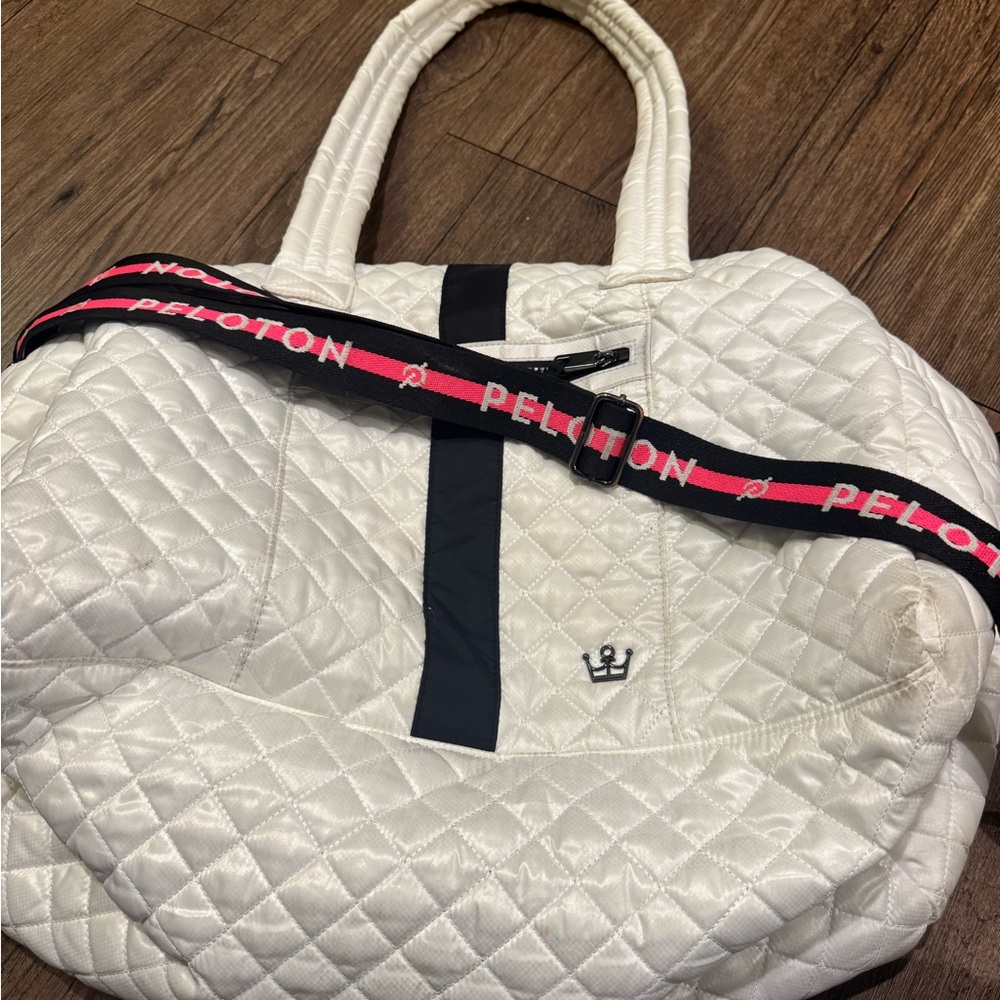 Oliver Thomas peloton duffle bag